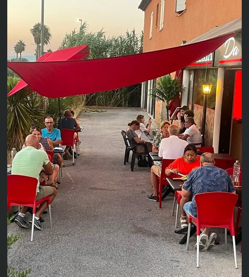 Ambiance Pizza Da Luigi — photo 1